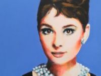 VENDU: Audrey Hepburn